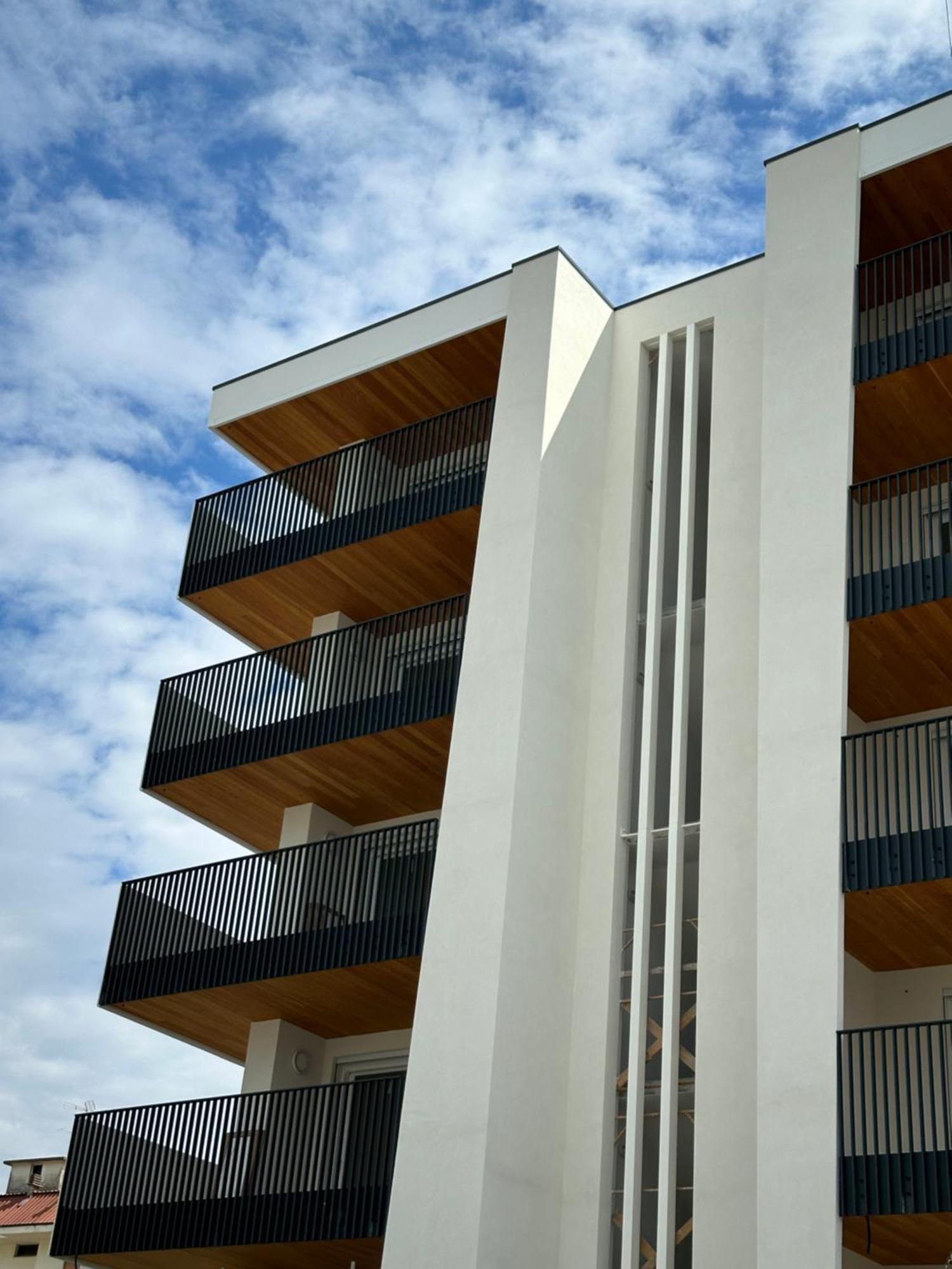 Beach Palace With Small Swimming Pool, Private Beach, Parking Lido di Jesolo Kültér fotó