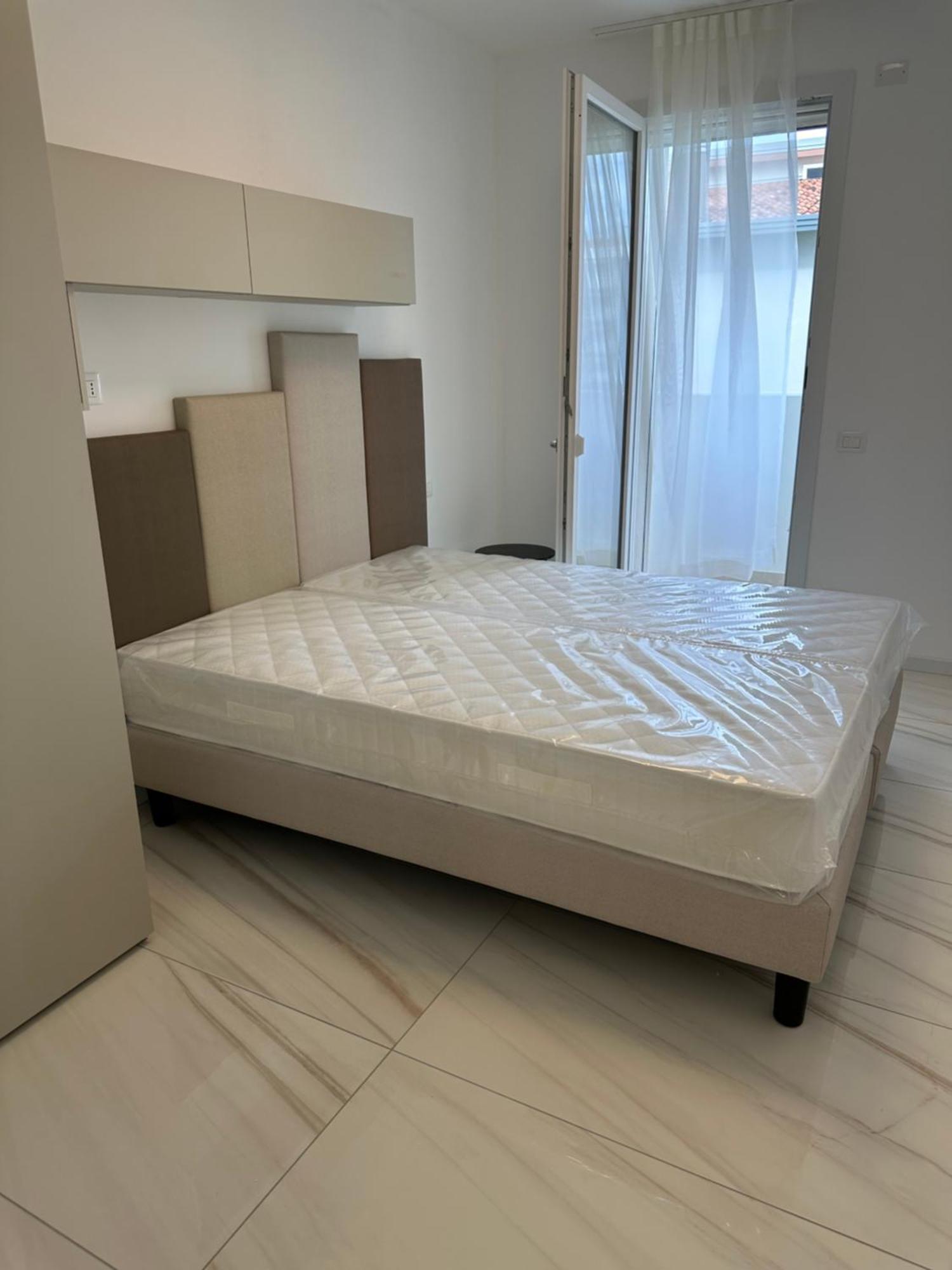 Beach Palace With Small Swimming Pool, Private Beach, Parking Lido di Jesolo Kültér fotó